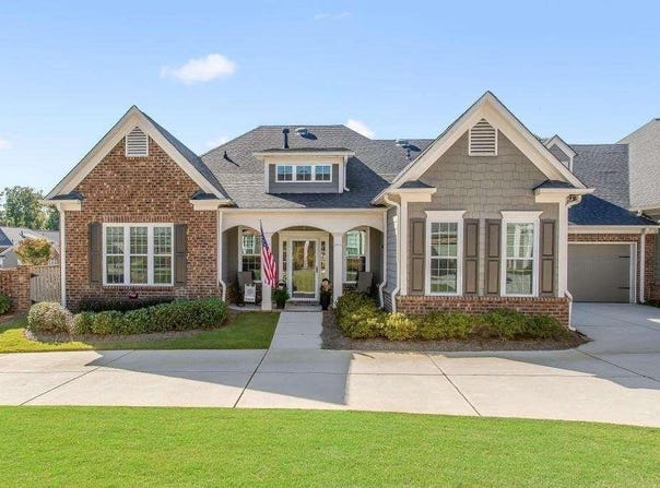 1812 Manor View Circle, Acworth, GA 30101