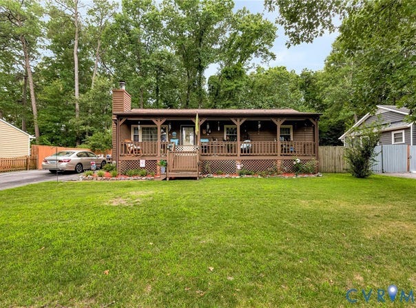 11330 Great Branch Drive, Chester, VA 23831
