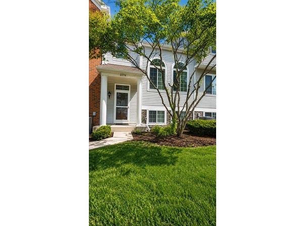 2276 Dawson Lane, Algonquin, IL 60102