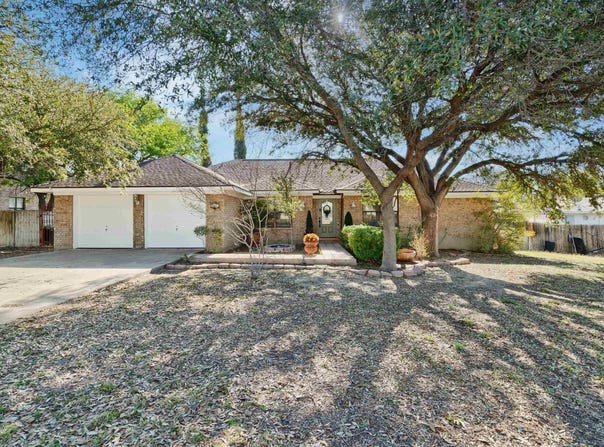 116 Warbonnet, Del Rio, TX 78840