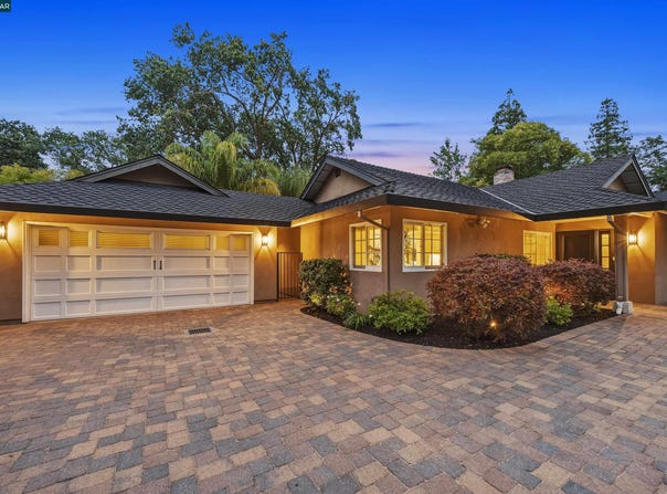 60 Karol Ln, Pleasant Hill, CA 94523