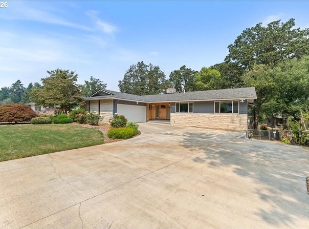 16540 NOTTINGHAM Dr, Gladstone, OR 97027