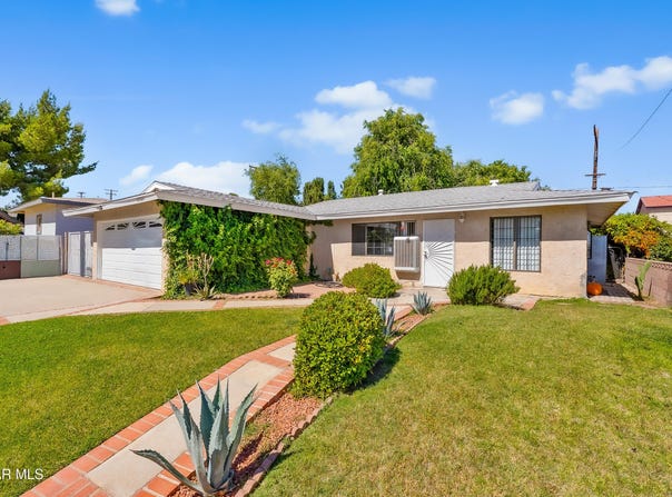 37627 3rd Street, Palmdale, CA 93550