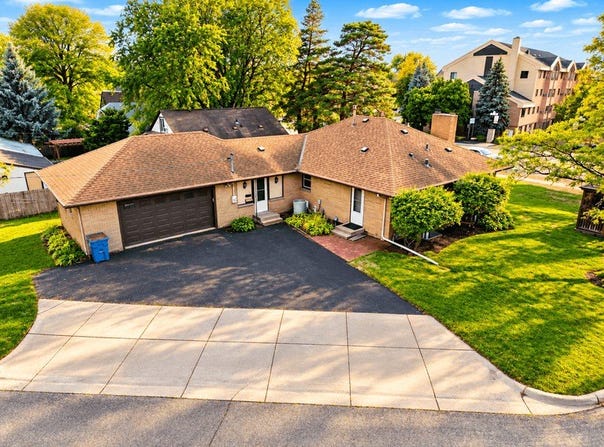 4201 40th Avenue N, Robbinsdale, MN 55422