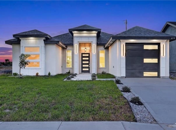 413 N Leon Avenue, Elsa, TX 78543