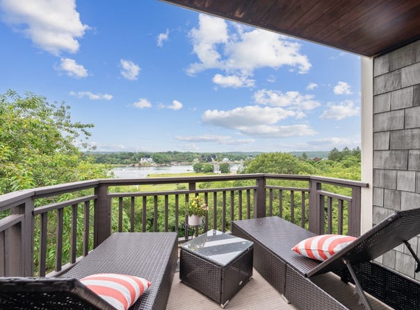 12 Squam Lane 1, Gloucester, MA 01930