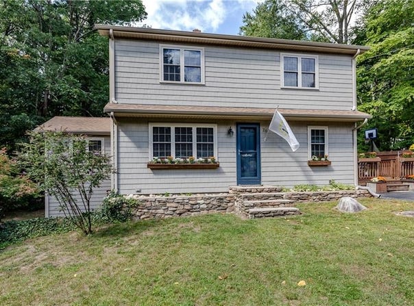 20 Whipple Road, Smithfield, RI 02917