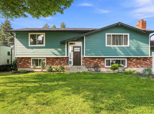 11905 E FAIRVIEW Ave, Spokane Valley, WA 99206