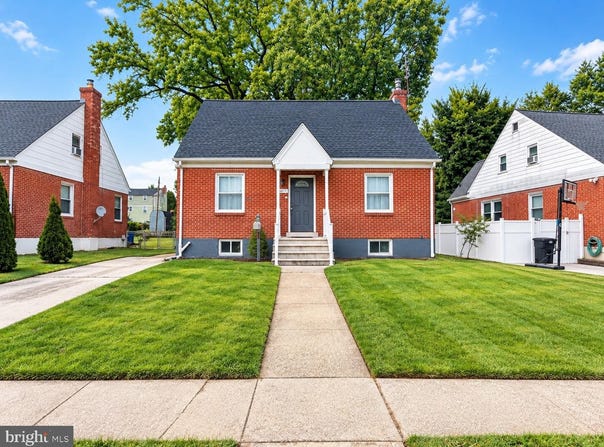 6011 EASTERN Parkway, BALTIMORE, MD 21206