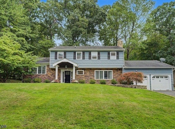 6 Peppermill Ct, Randolph Twp., NJ 07869-4607