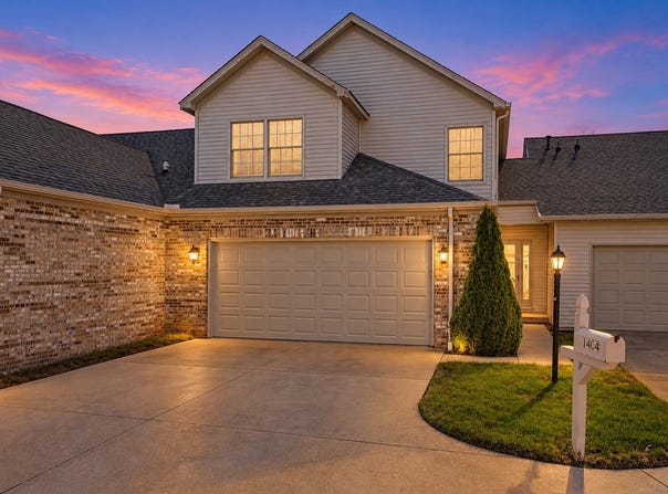1404 Quail Run Drive, Savoy, IL 61874
