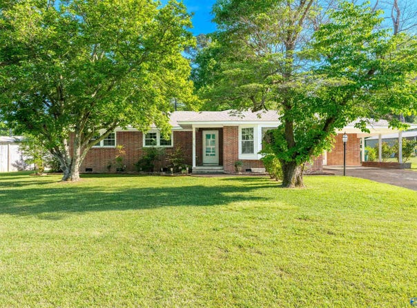 103 Rivermont Drive, Sheffield, AL 35660