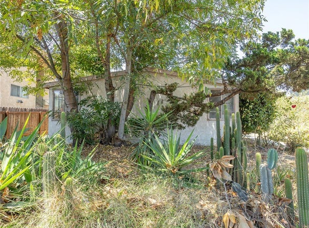 14301 Roscoe Boulevard, Panorama City, CA 91402