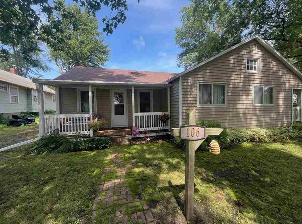 106 E 6th Street, IA 50228
