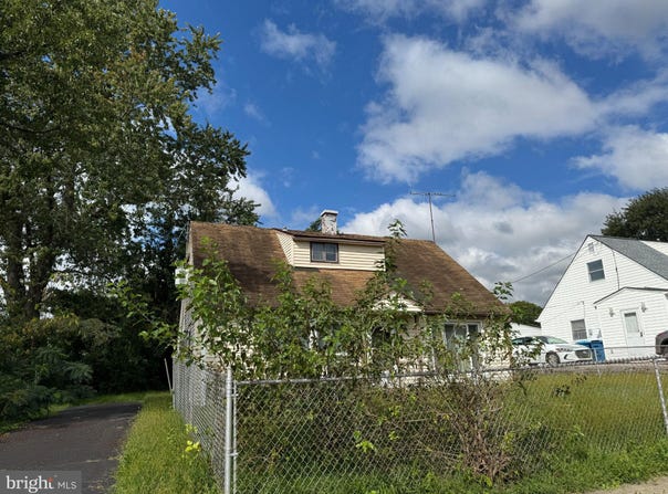 573 ROSEMAR Drive, YARDLEY, PA 19067