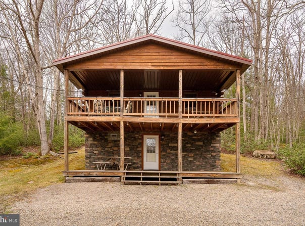 400 BEAR Drive E, OAKLAND, MD 21550