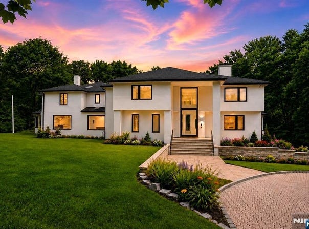 1 Lambs Lane, Cresskill, NJ 07626