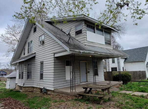 117 N Gunnison Street, Burlington, IA 52601