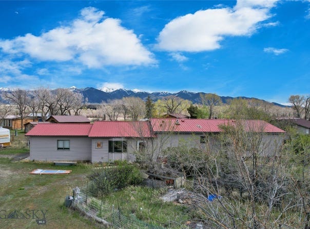 65 Tobacco Root RD, Silver Star, MT 59751