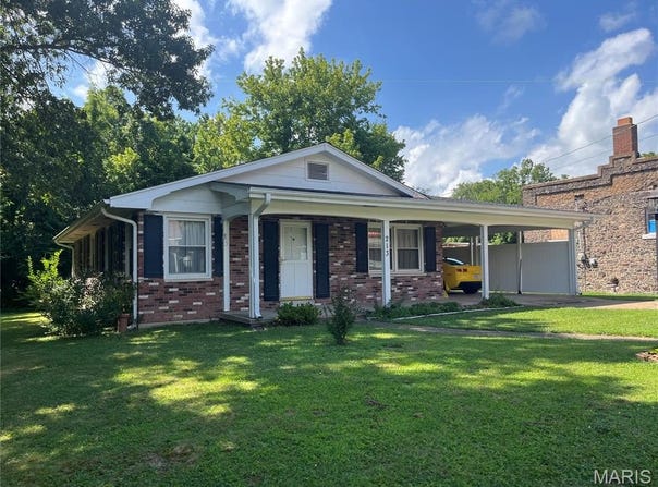 213 N Main Street, Arcadia, MO 63621