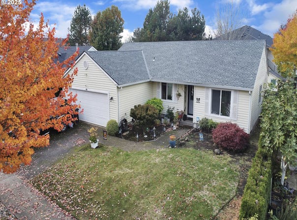 289 HARVARD Dr, Woodburn, OR 97071