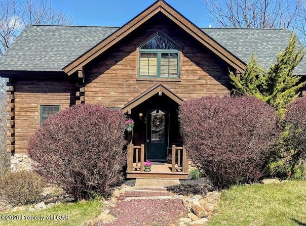 54 Summit Road, Hazleton, PA 18202