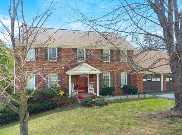716 Debra Ln, Salem, VA 24153