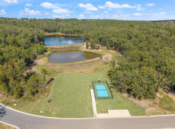 15206 Matterhorn Loop, Maumelle, AR 72113