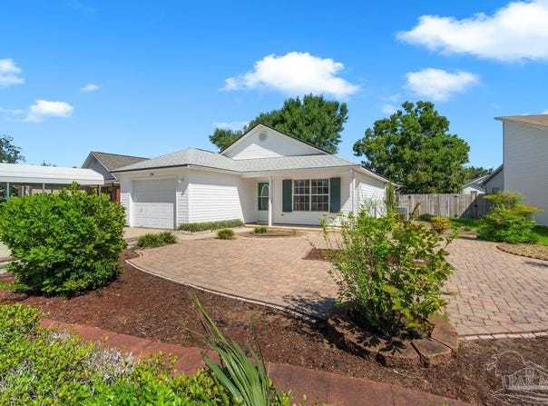 330 Hilburn Pl, Pensacola, FL 32504
