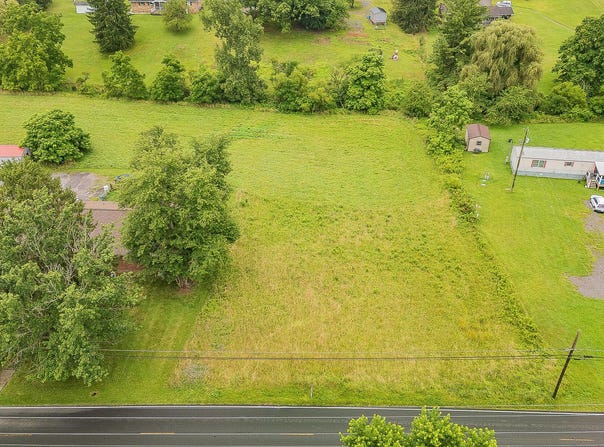 Hurricane Road, Wise, VA 24293
