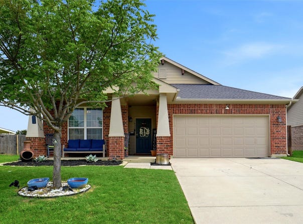1625 Kawati Way, Krum, TX 76249