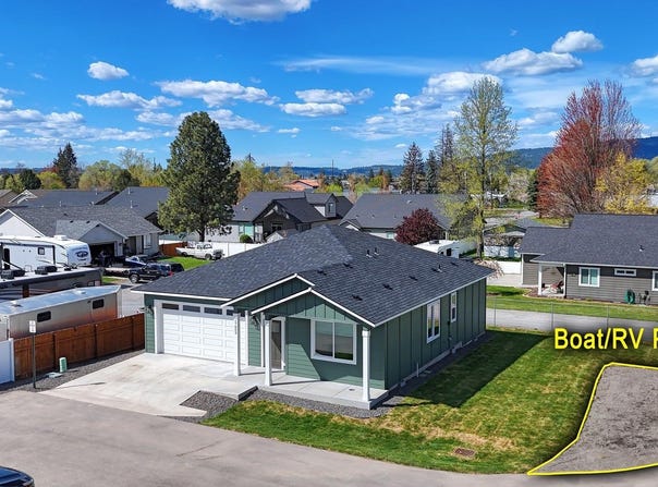 17803 E 3rd Ln, Spokane Valley, WA 99016