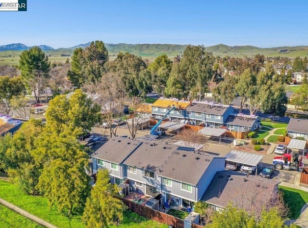 1391 Spring Valley Cmn, Livermore, CA 94551