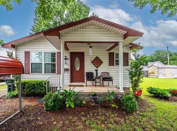 206 S 6th Street, Davis, OK 73030