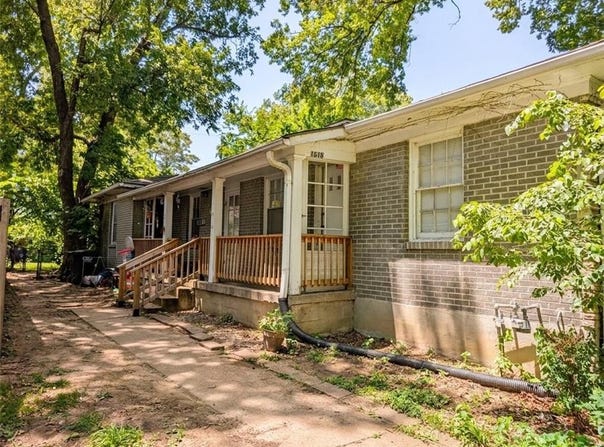 1618 S Appleton Avenue, Independence, MO 64052