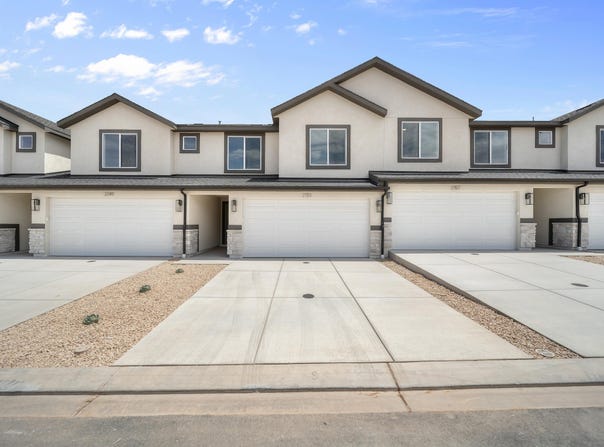 2275 S WOLVERINE WAY, Washington, UT 84780