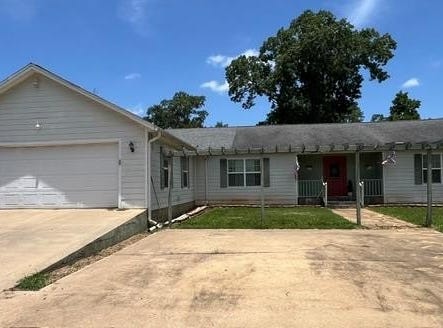 513 E GRAND, San Augustine, TX 75972