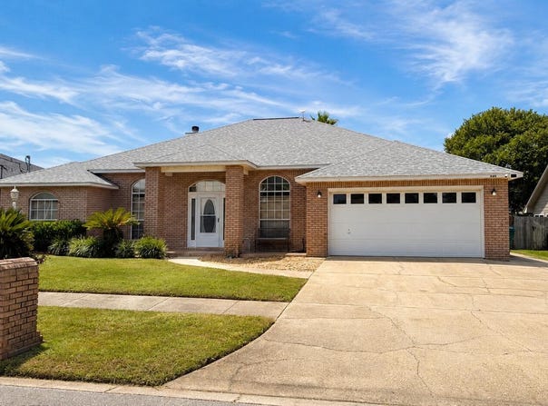 329 Sailfish Circle, Destin, FL 32541