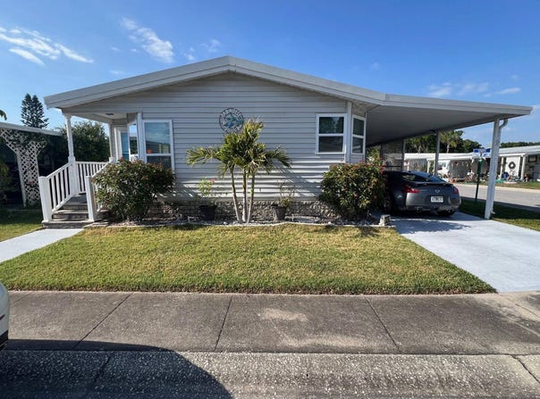 1001 Starkey Rd., Largo, FL 33771