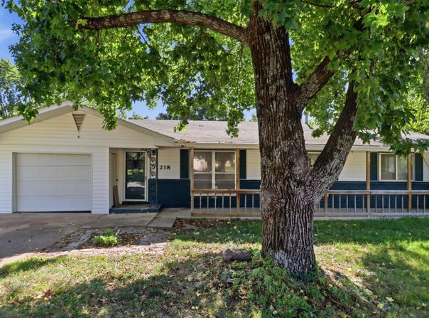218 Pine Street, West Plains, MO 65775