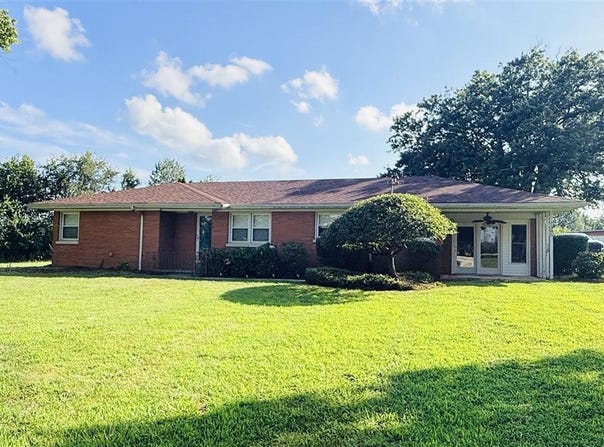 7385 Greensburg Road, Mount Sherman, KY 42764
