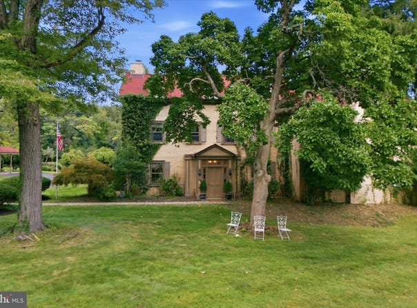 1871 OLD WELSH Road, ABINGTON, PA 19001