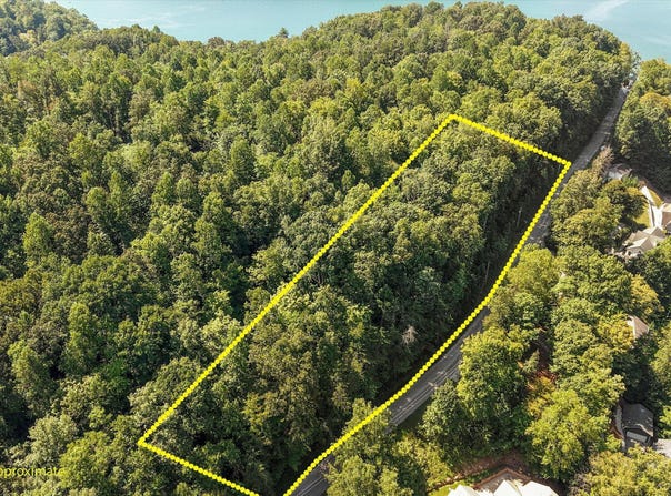 0 Cove Pointe Rd, LaFollette, TN 37766