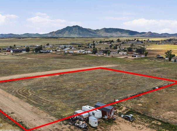 W Road 3 S lot: B, Chino Valley, AZ 86323