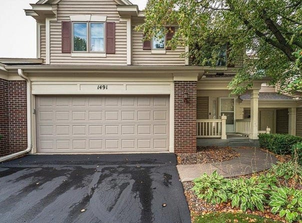 1491 Summit Shores Drive, Burnsville, MN 55306