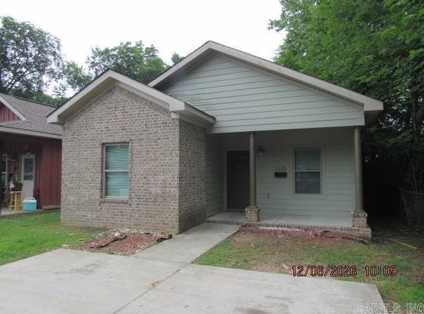 2135 Hickory Street, Conway, AR 72034