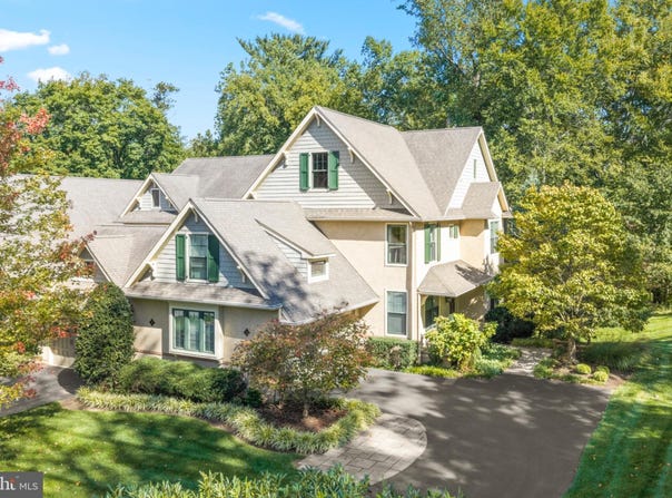 105 TRAYMORE Lane, MEDIA, PA 19063
