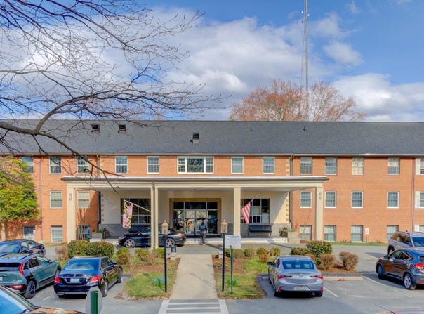 5301 WESTBARD Circle, BETHESDA, MD 20816
