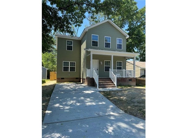 637 Grimes Road, Hampton, VA 23663