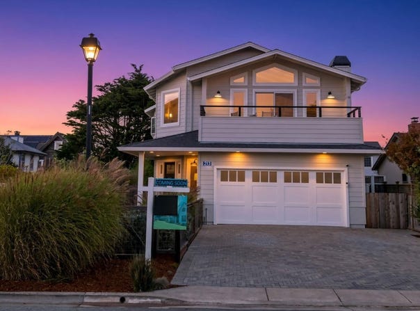 213 Myrtle ST, HALF MOON BAY, CA 94019
